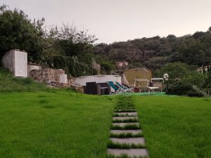 Giardino casa vacanza il pastore tedesco zona piscina idromassaggio 03